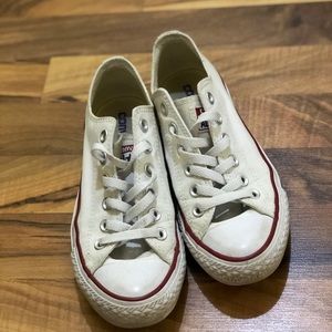 Low rise converse
